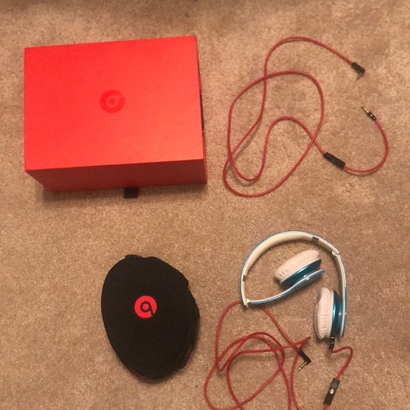 Beats Headphones - Picture 3 of 3